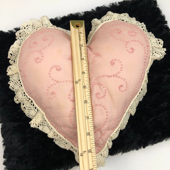 Vintage (85) Cathy Needlecraft Hand Embroidered Pink Heart Cottagecore Country - Picture 4 of 8